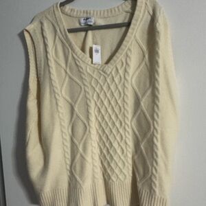 Old Navy Women's V-Neck Cream Sweater Vest